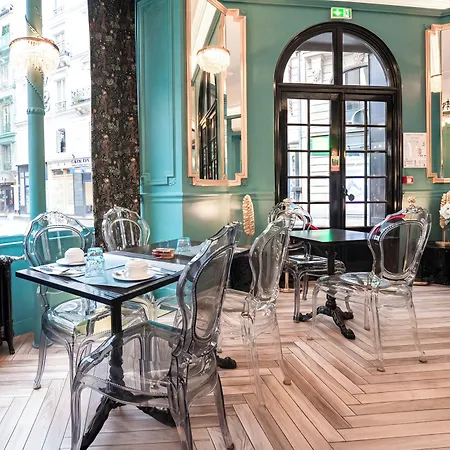 Ξενοδοχείο Peyris Opera 4*