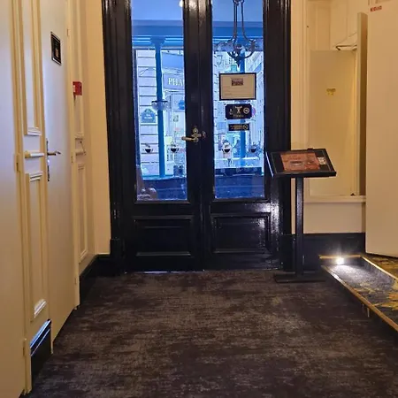 陪瑞斯奥普拉酒店 4*