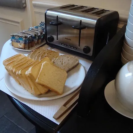 Hotell Peyris Opera 4*